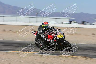 media/Jan-18-2024-Racers Edge (Thu) [[008952c709]]/B Group/Session 2 (Turn 15 Inside)/